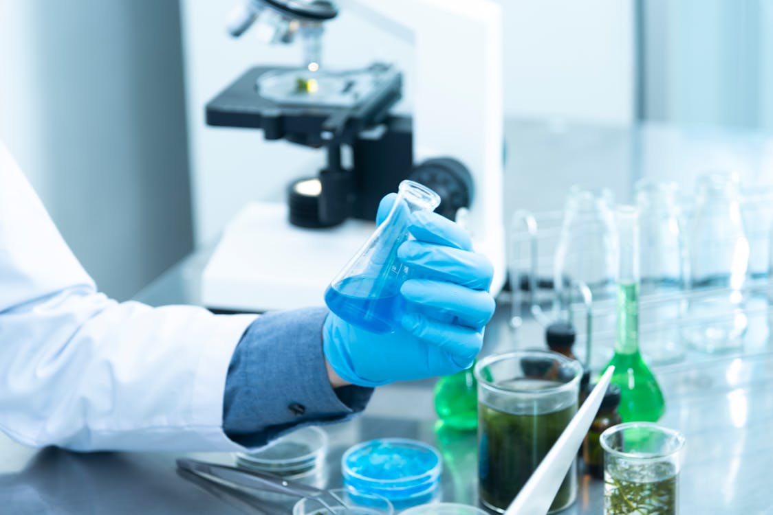 Scientific laboratory research setting